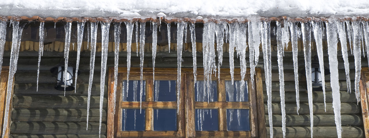 spray foam prevents ice dams by providing proper insulation in Waterloo attic spaces